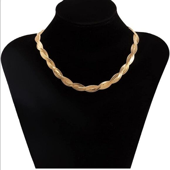 #29 NEW Silver Twisted Herringbone Snake Necklace - Picture 9 of 9